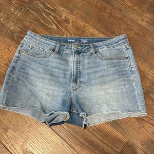 🌸Old Navy High Rise OG Straight Denim Shorts
